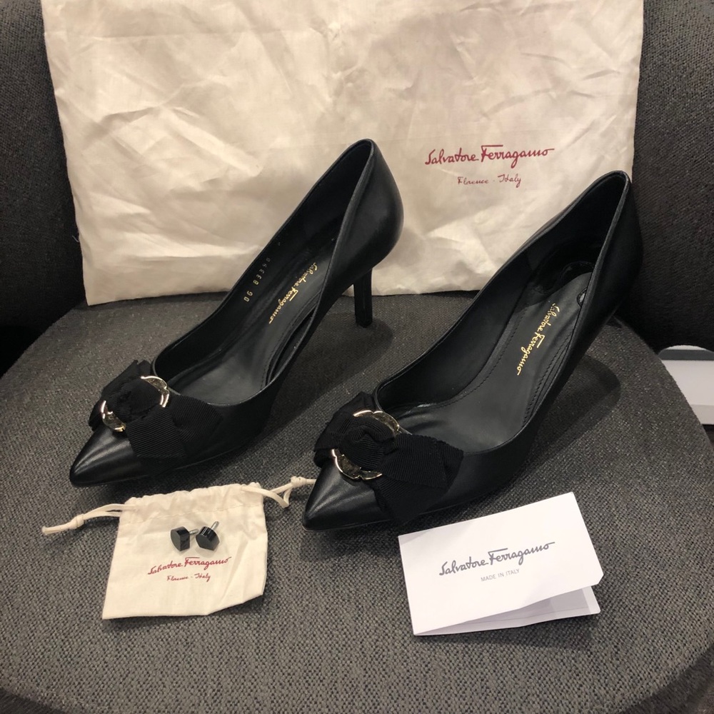 Salvatore Ferragamo Talla Bow Shoes
